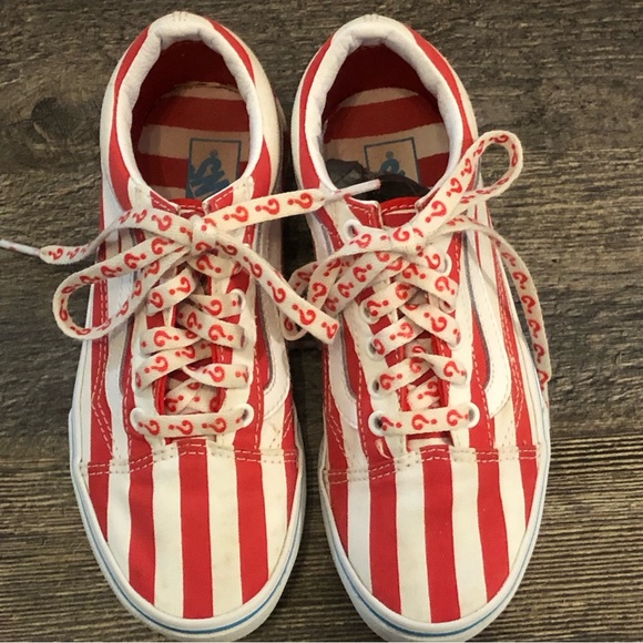 “Where’s Waldo” Striped Old Skool Vans EUC size 2.5 kids - Picture 2 of 10